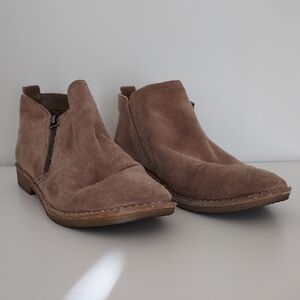 DOLCE VITA Tan Suede Ankle Booties